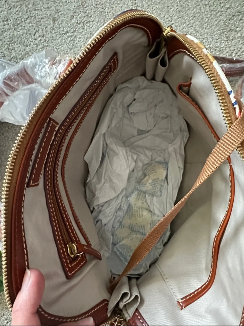 Dooney & Bourke Chicago Cubs purse - Picture 5 of 5